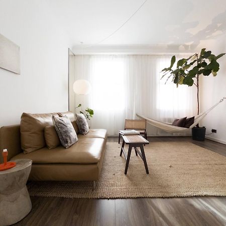 Tranquil Oasis W 100Inch Cinema & Hammock, By The Design Traveller Apartment London Luaran gambar