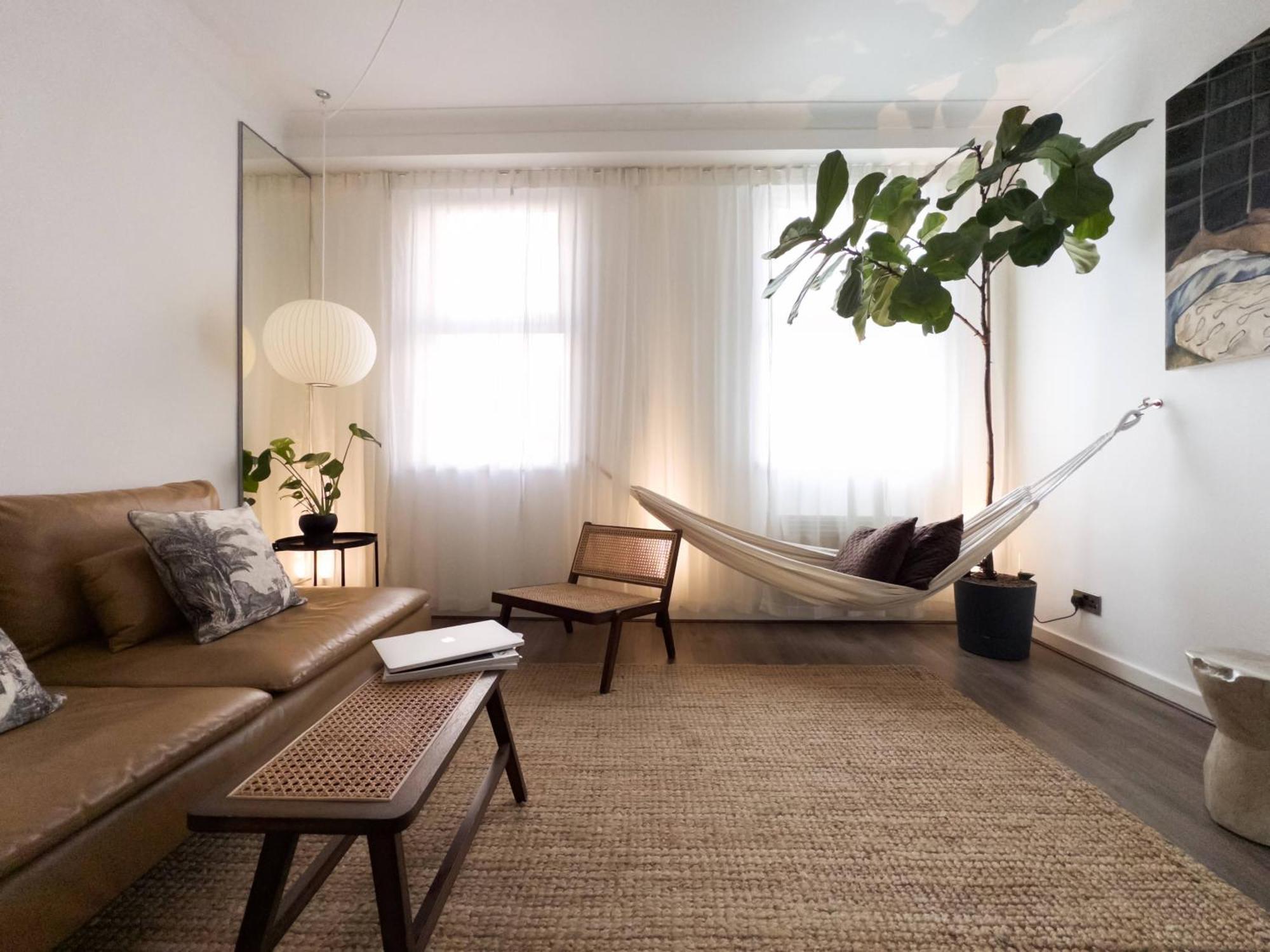 Tranquil Oasis W 100Inch Cinema & Hammock, By The Design Traveller Apartment London Luaran gambar